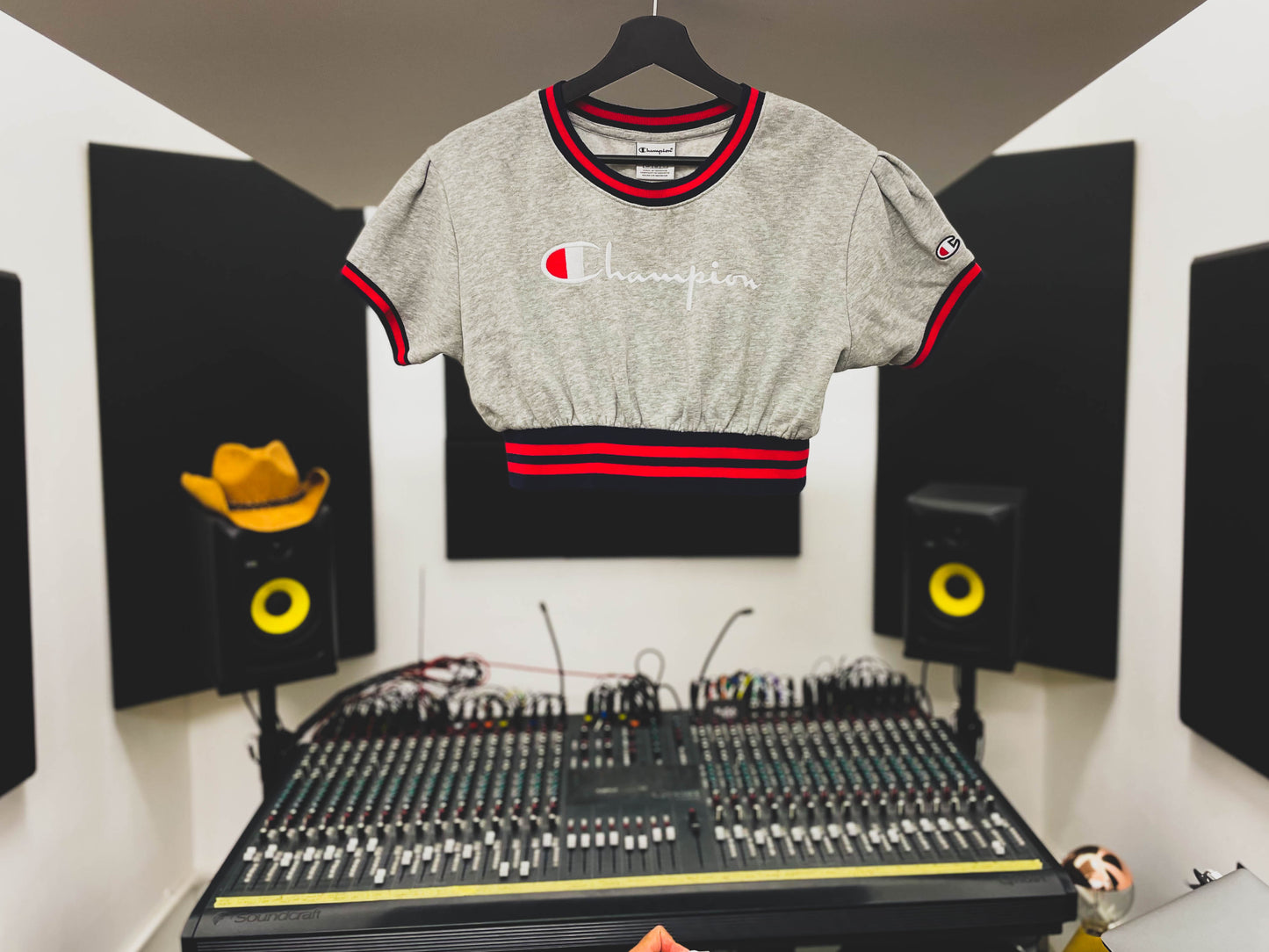 CHAMPION COLLEGIATE HERITAGE CROP CREW SWEAT