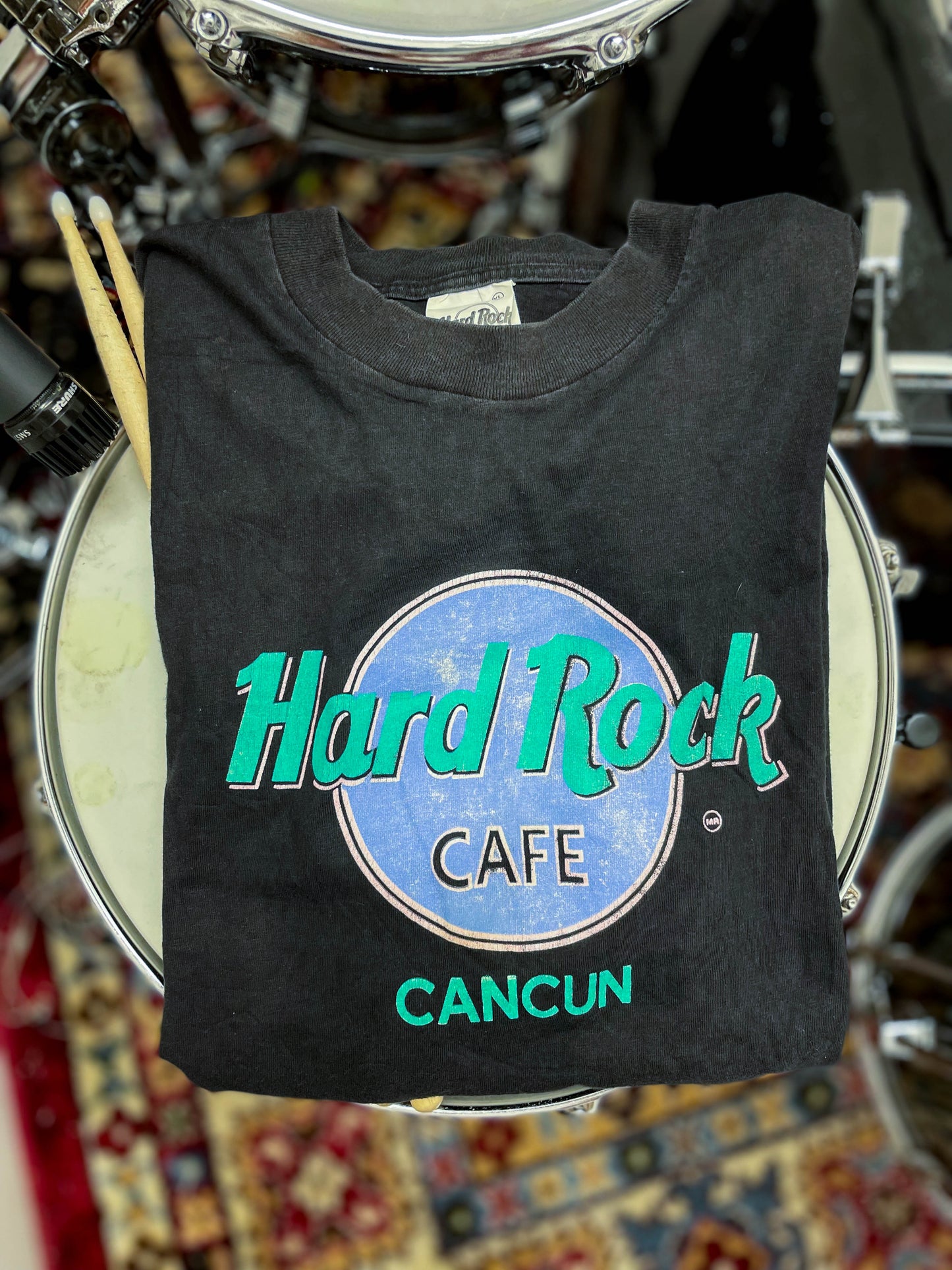 HARD ROCK CAFE CANCUN TSHIRT