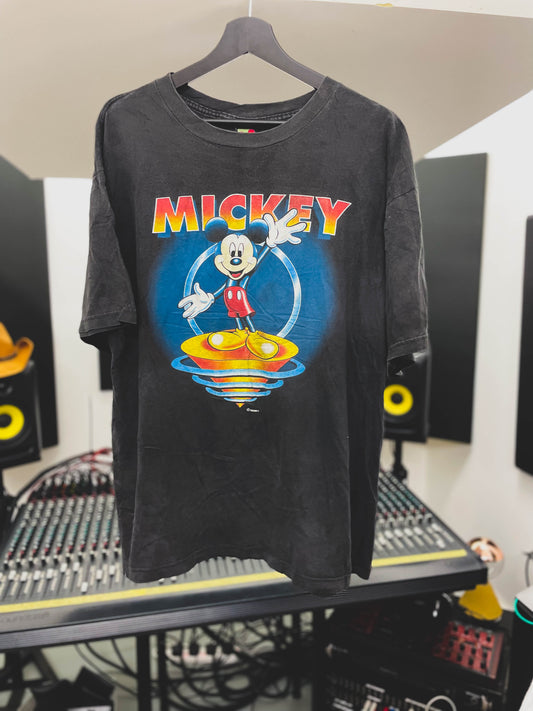 MICKEY UPSIDE DOWN GOLDEN PYRAMID TEE